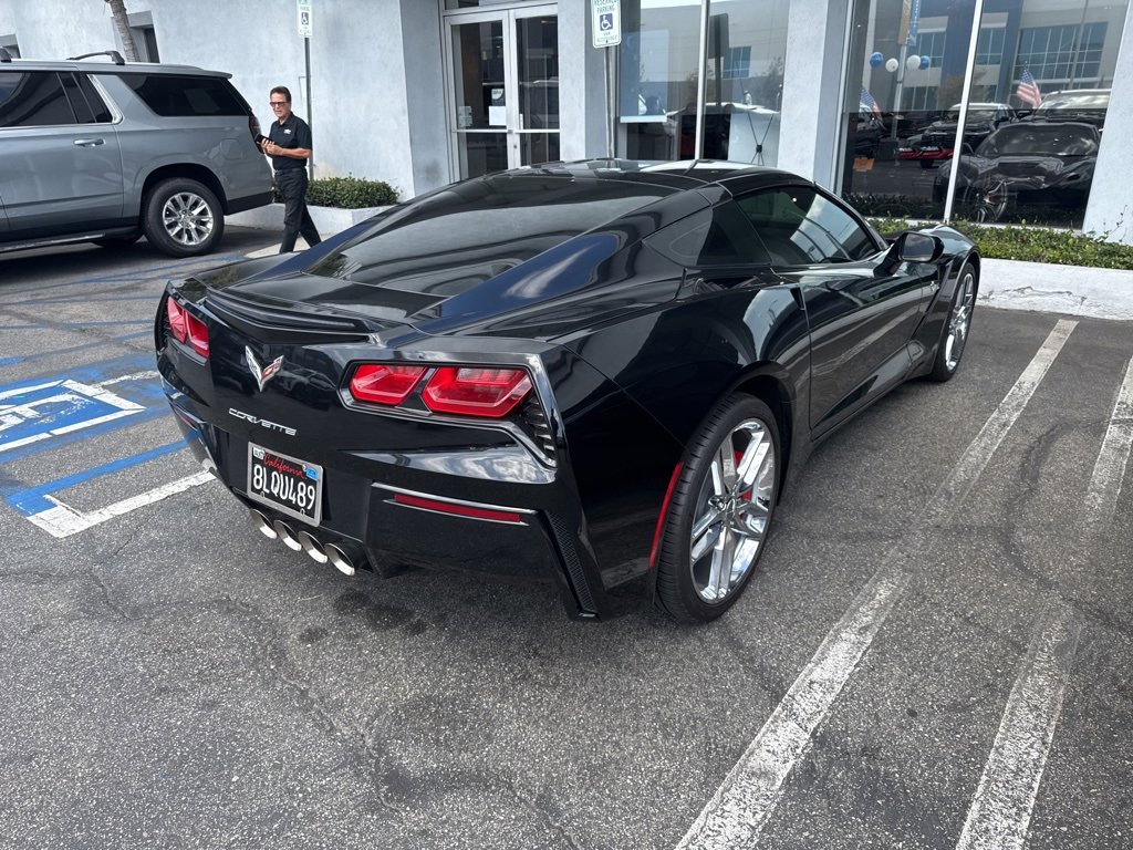 2019 Chevrolet Corvette Stingray 2LT photo 2