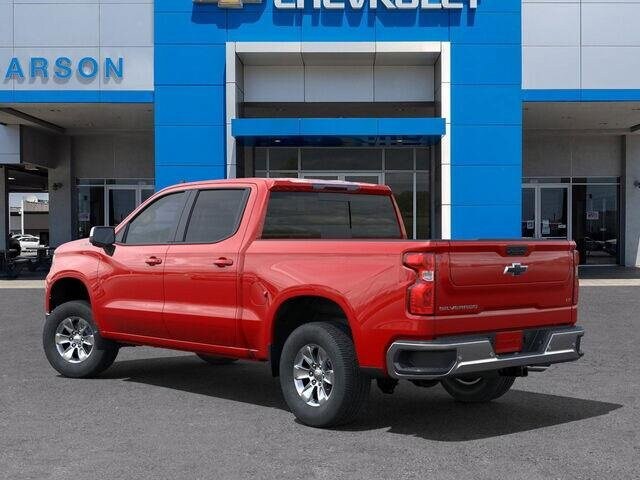 2025 Chevrolet Silverado 1500 LT photo 3