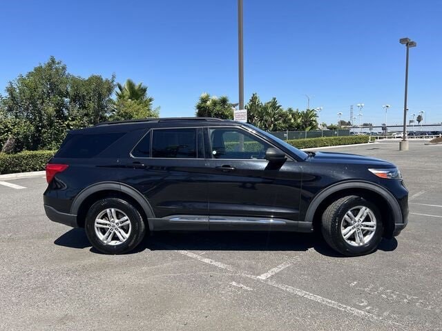 Used 2020 Ford Explorer XLT with VIN 1FMSK8DH4LGA37397 for sale in Carson, CA