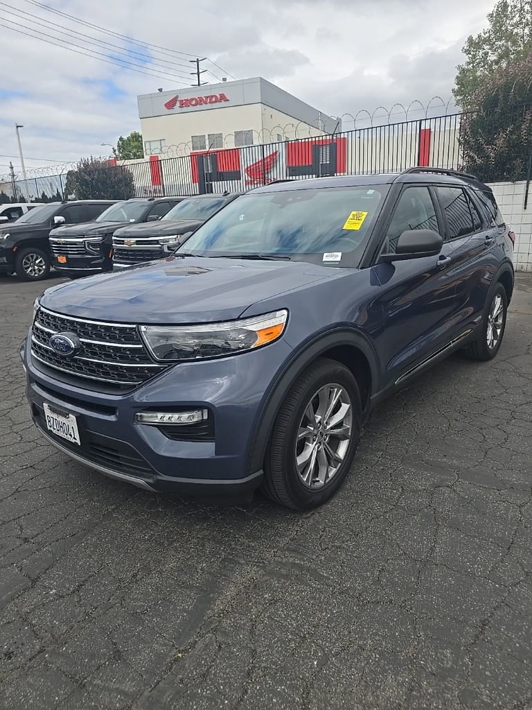 2021 Ford Explorer XLT RWD's photo