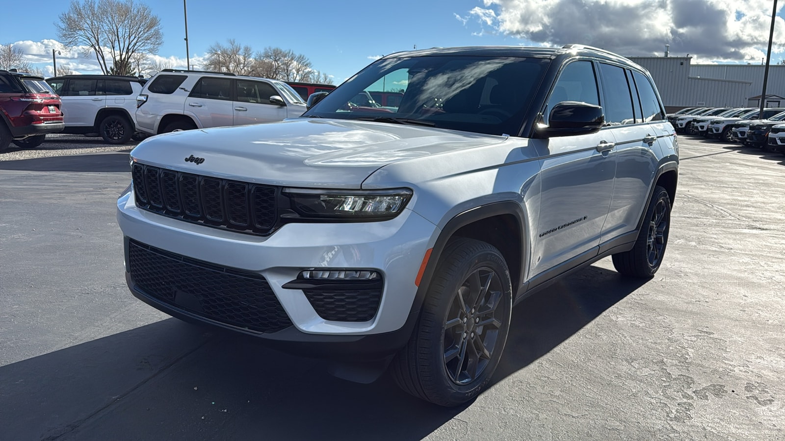 View vehicle photo 7