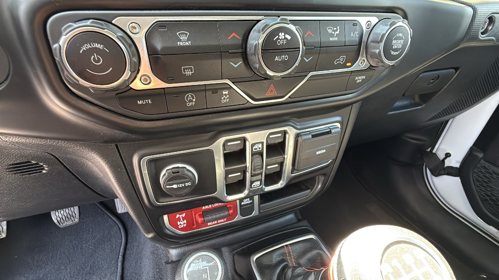 2022 Jeep Gladiator Mojave - Photo 15