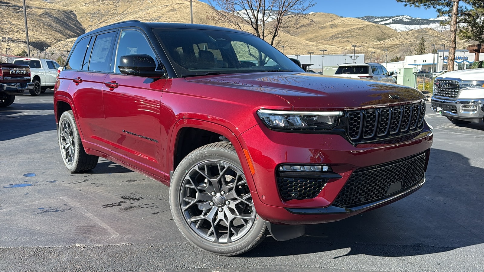 2025 Jeep Grand Cherokee Summit Reserve's photo