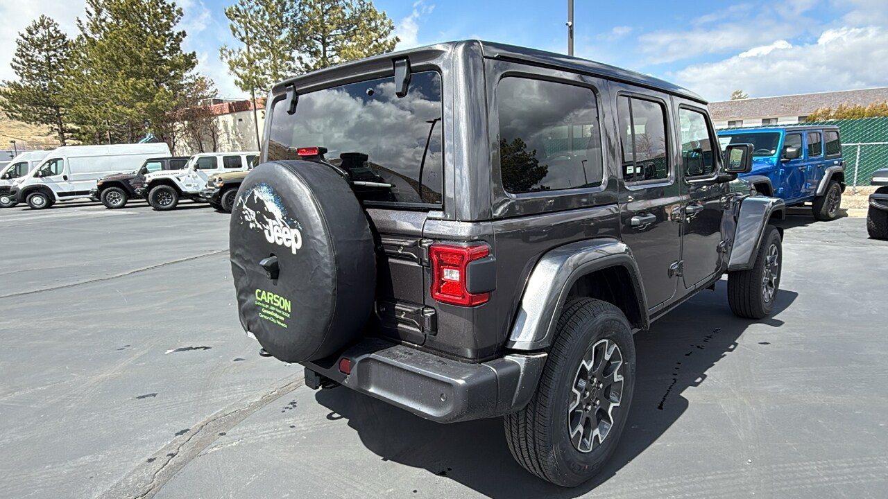 2025 Jeep Wrangler Sahara photo 3