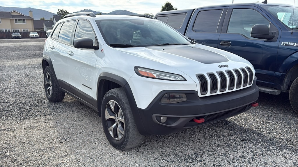 Used 2015 Jeep Cherokee Trailhawk 4x4 SUV