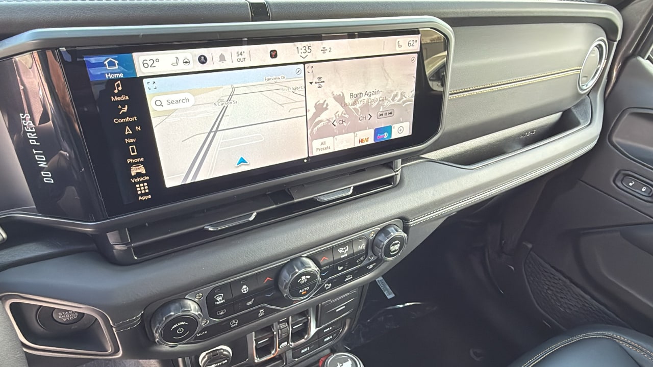 2025 Jeep Wrangler 4-Door Sahara - Photo 15