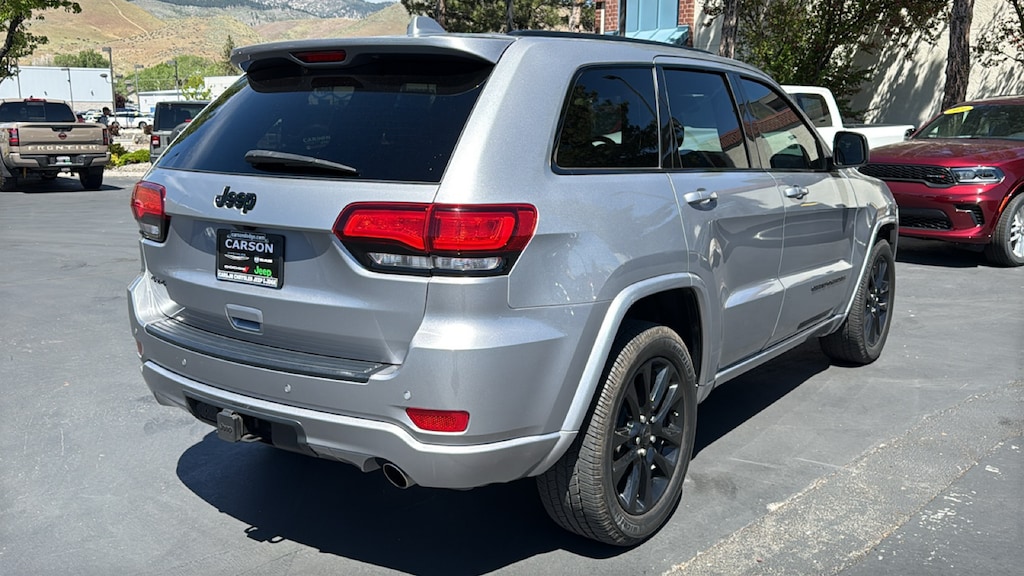 Used 2020 Jeep Grand Cherokee Altitude SUV