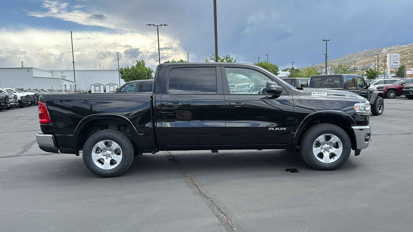 2025 Ram 1500 Big Horn photo 2