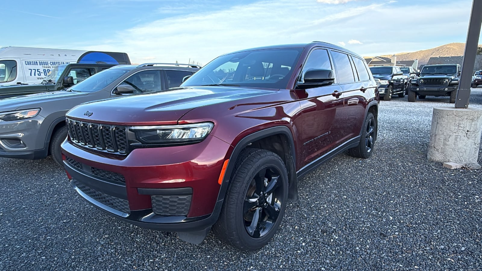 2023 Jeep Grand Cherokee L Altitude's photo