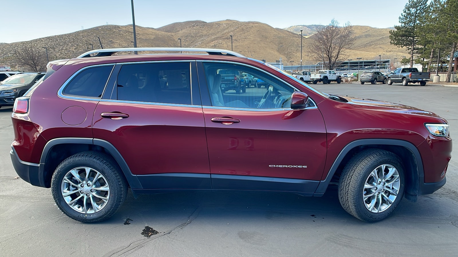 Used 2021 Jeep Cherokee Latitude Lux with VIN 1C4PJLMX7MD180211 for sale in Carson City, NV