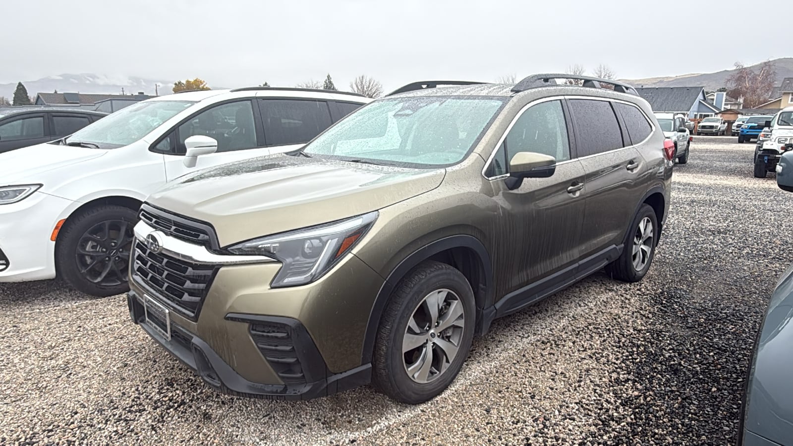 2023 Subaru Ascent Premium's photo