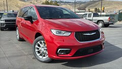 2026 Chrysler Pacifica SELECT AWD Passenger Van