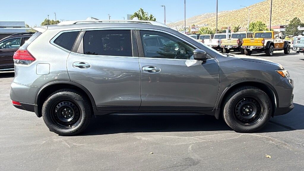 Used 2017 Nissan Rogue S SUV