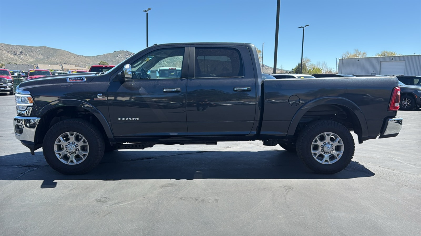 View vehicle photo 6