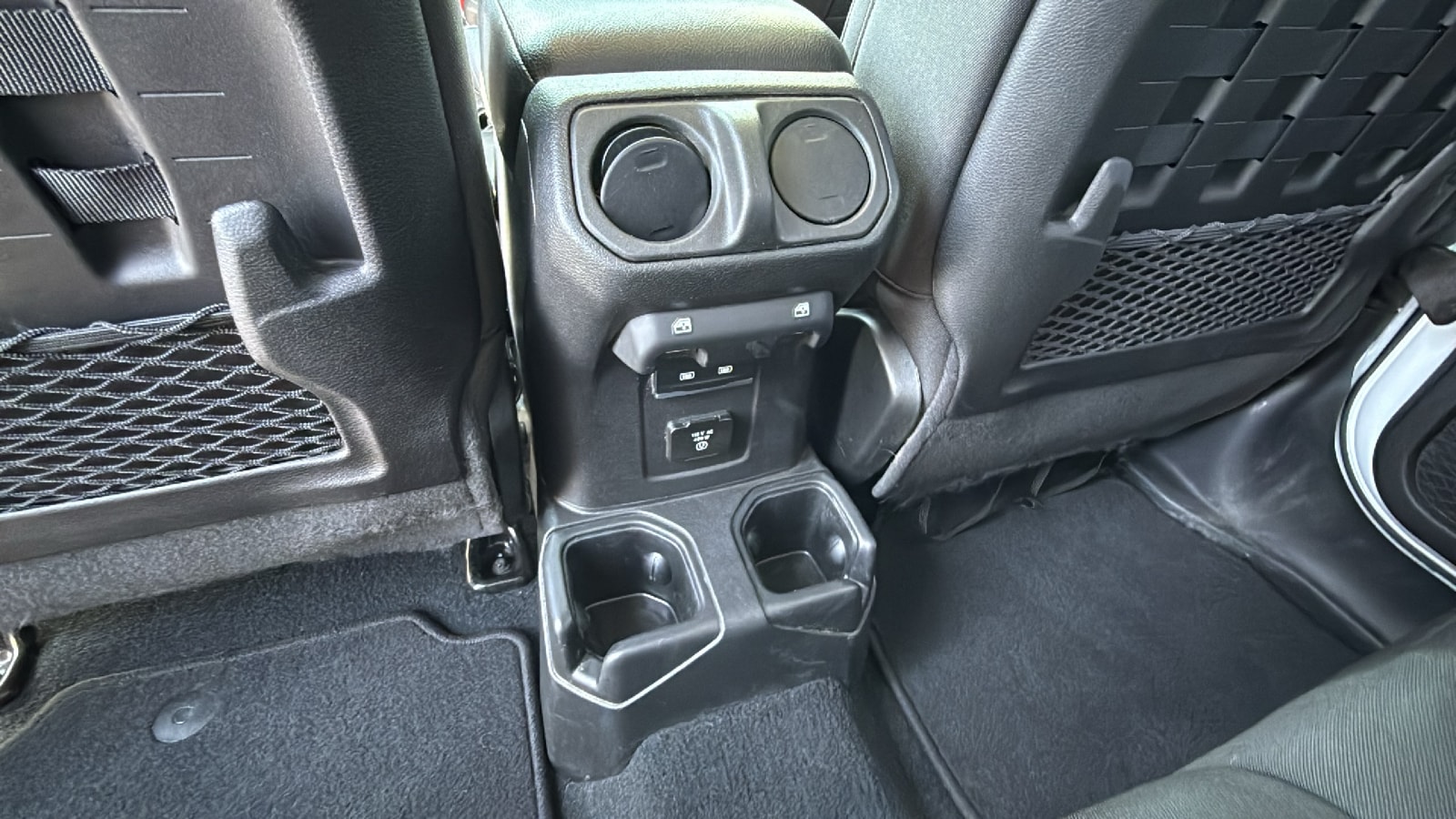 2022 Jeep Gladiator Mojave - Photo 26