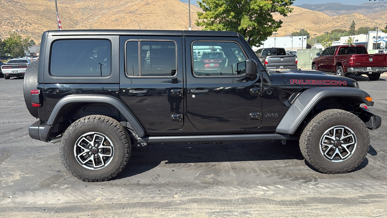 2024 Jeep Wrangler Rubicon photo 2