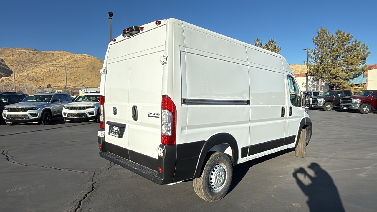 2025 Ram ProMaster 2500 Cargo Van photo 3