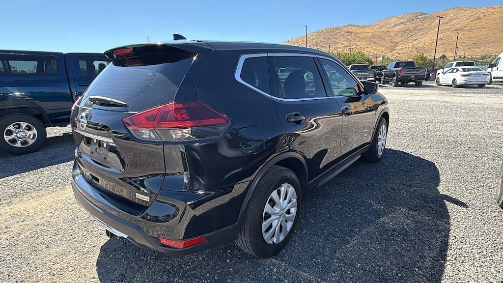 Used 2020 Nissan Rogue S SUV