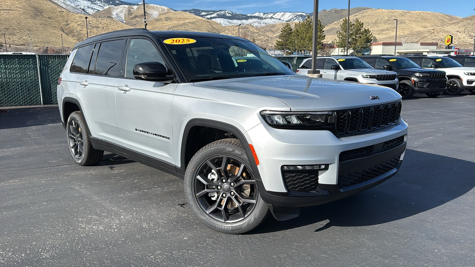 2025 Jeep Grand Cherokee L Limited's photo