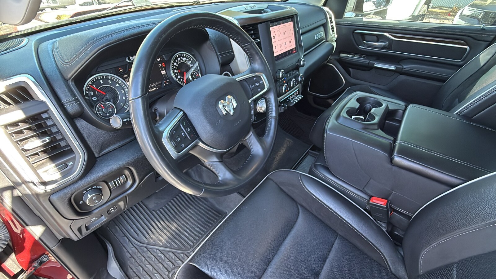 2022 RAM Ram 1500 Pickup Laramie - Photo 10