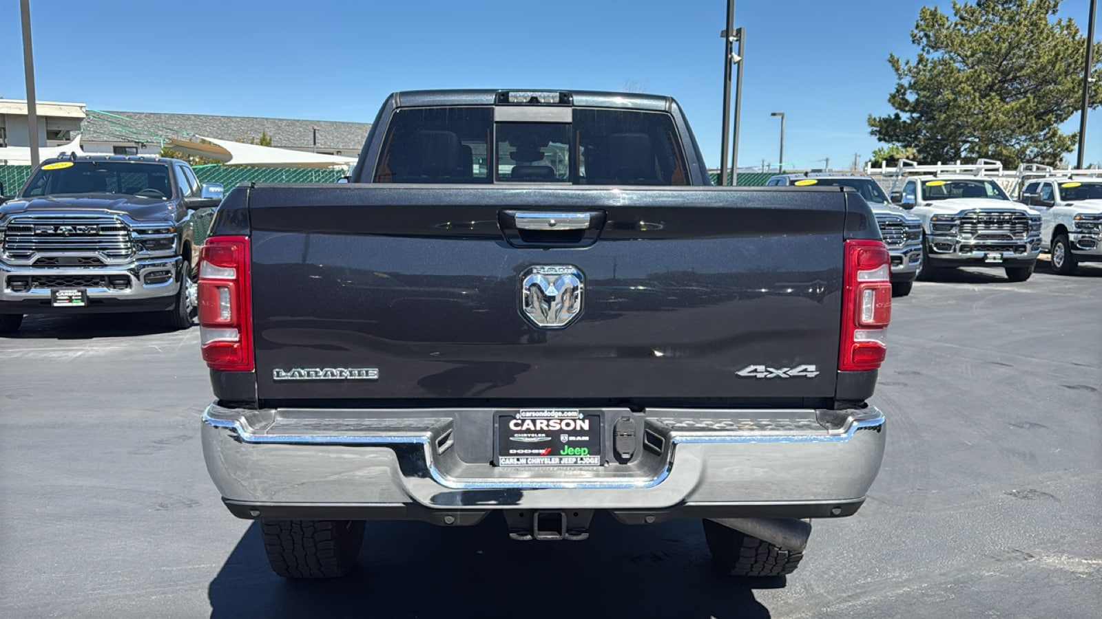 View vehicle photo 4