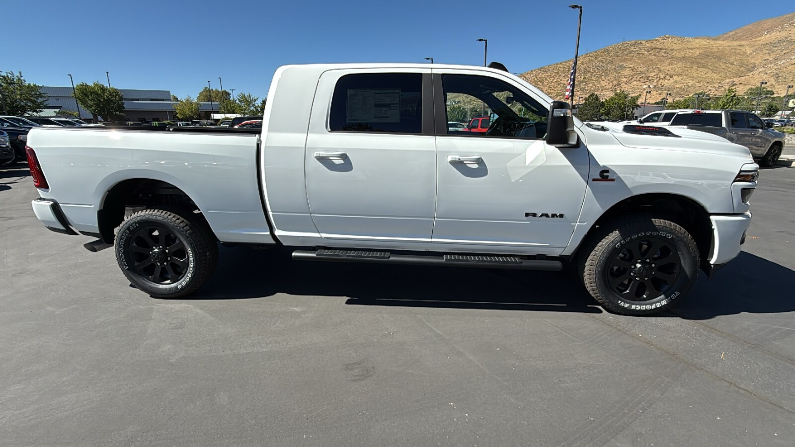 2025 Ram 2500 Laramie photo 2