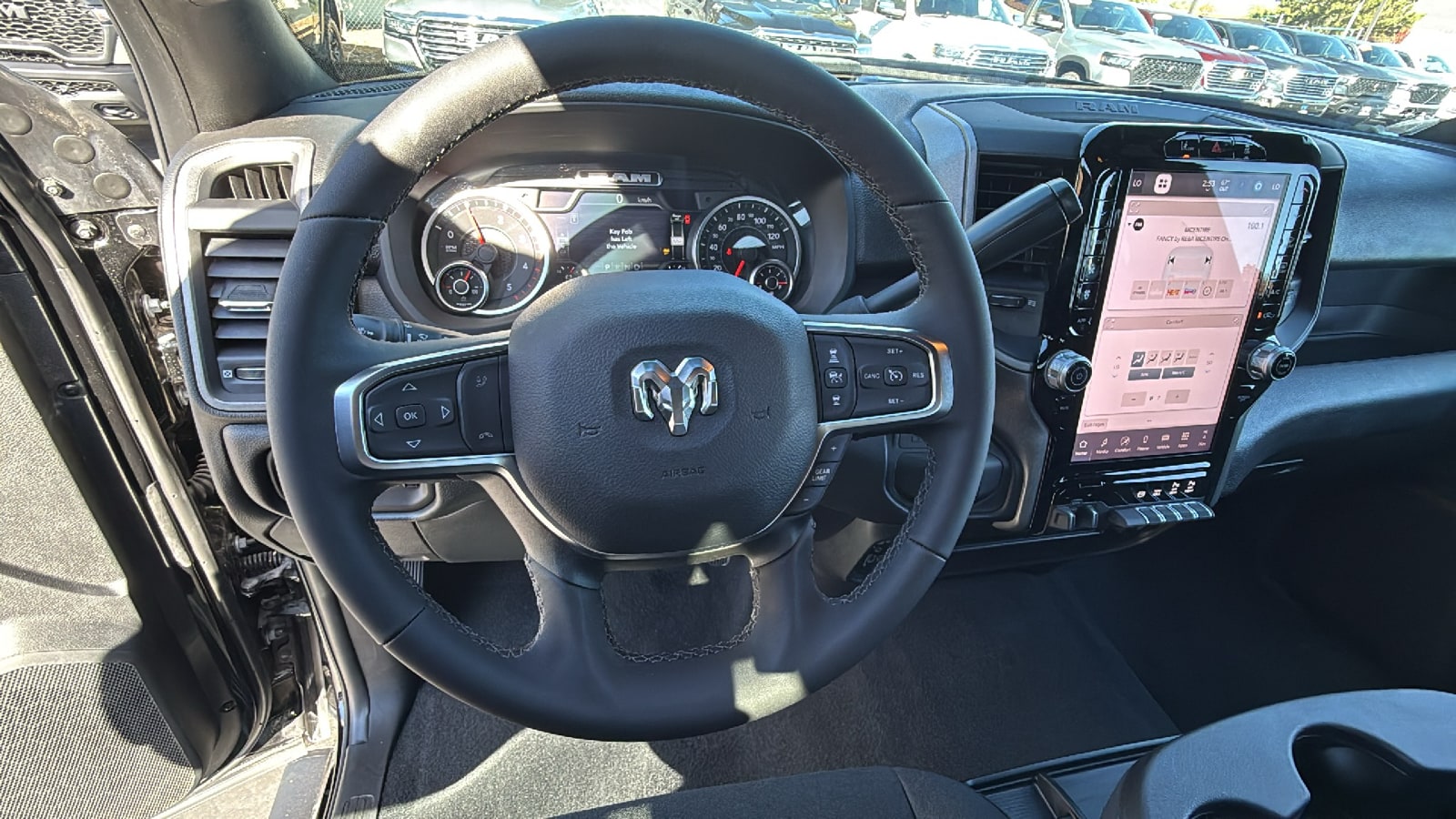2025 RAM 2500 Tradesman - Photo 18