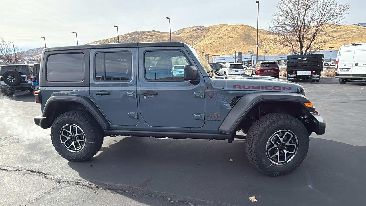 2025 Jeep Wrangler Rubicon photo 2