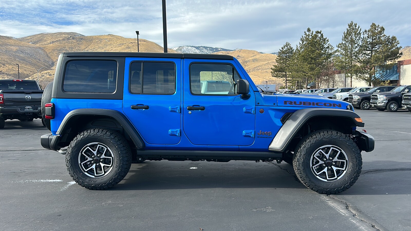 2025 Jeep Wrangler Rubicon photo 2