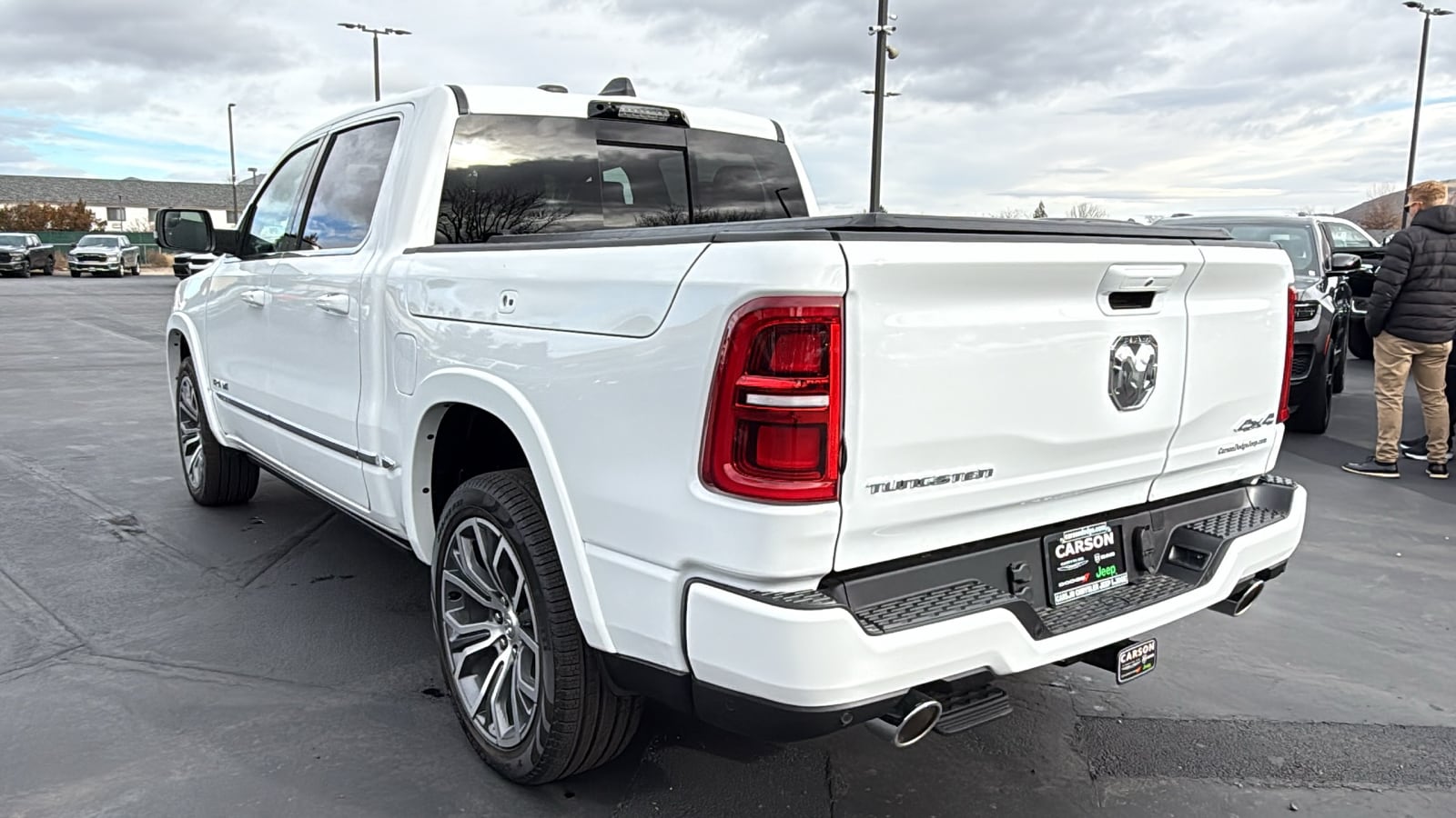 View vehicle photo 5