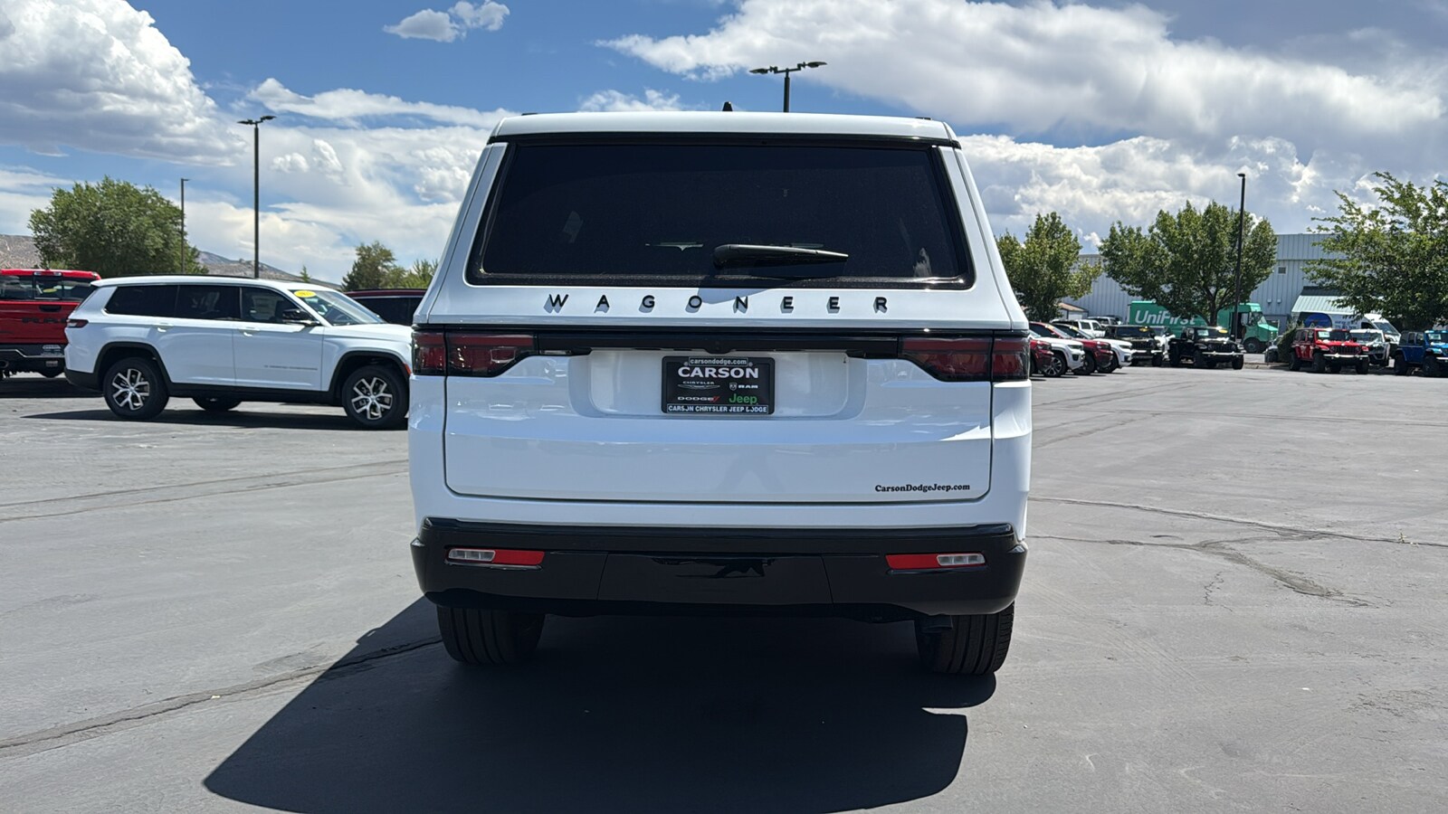 2025 Jeep Wagoneer Carbide photo 4