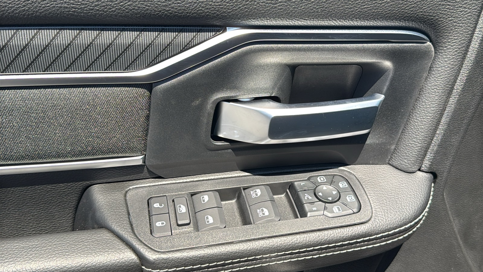 2025 RAM 2500 Big Horn - Photo 24