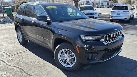 2025 Jeep Grand Cherokee LAREDO X 4X4 Sport Utility