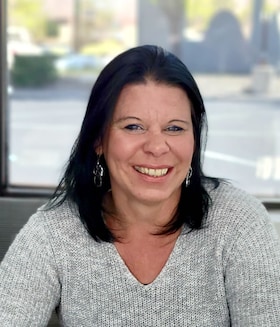 Staff member Maria Knutson from 8c3ea00ce4a9