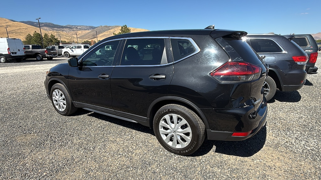 Used 2020 Nissan Rogue S SUV
