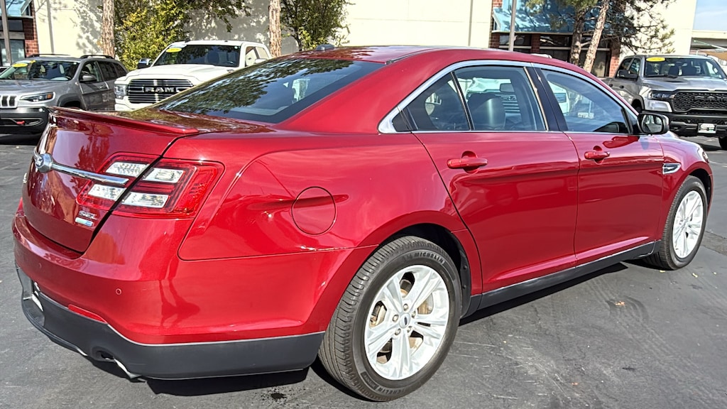 Used 2017 Ford Taurus SEL Sedan