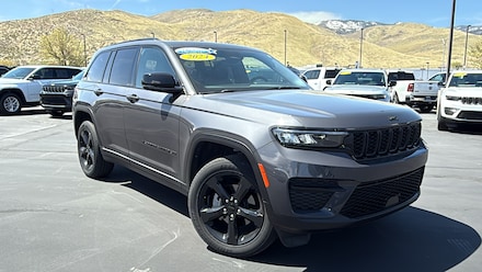 2024 Jeep Grand Cherokee Laredo SUV