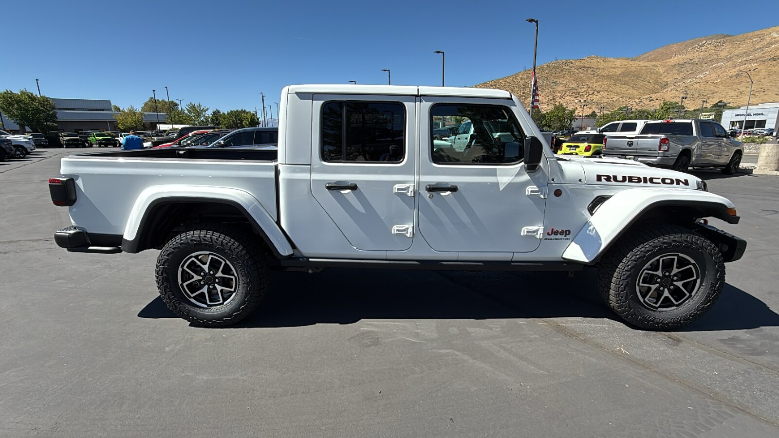 2025 Jeep Gladiator Rubicon photo 2