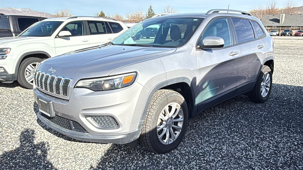 Used 2020 Jeep Cherokee Latitude SUV
