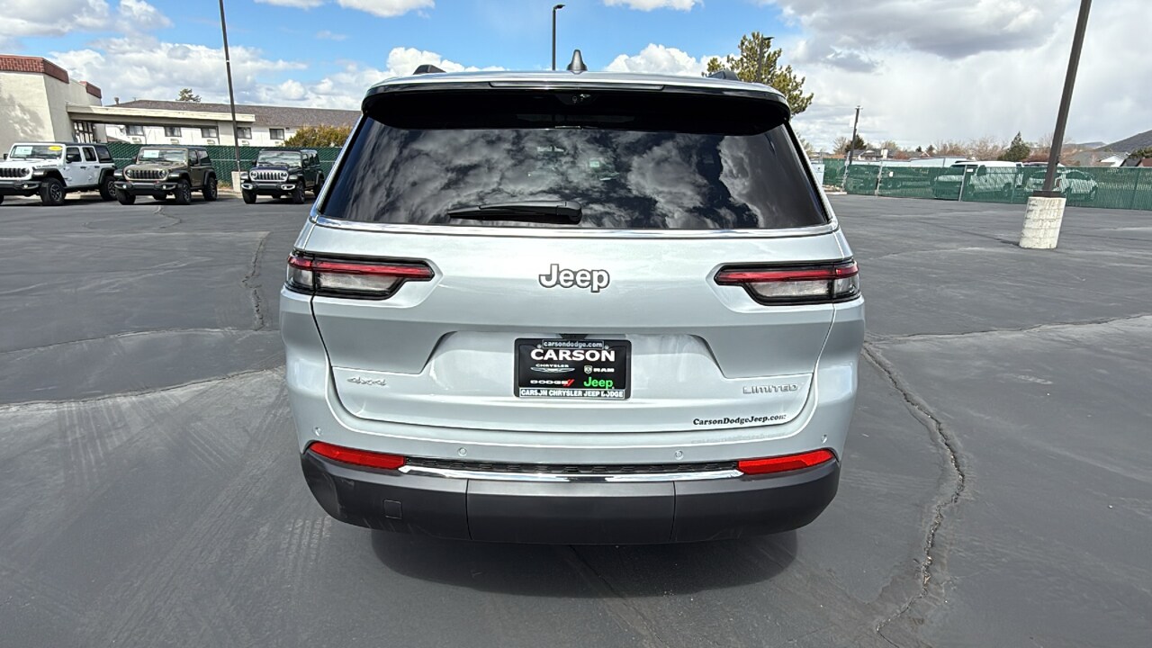 2025 Jeep Grand Cherokee Limited photo 3