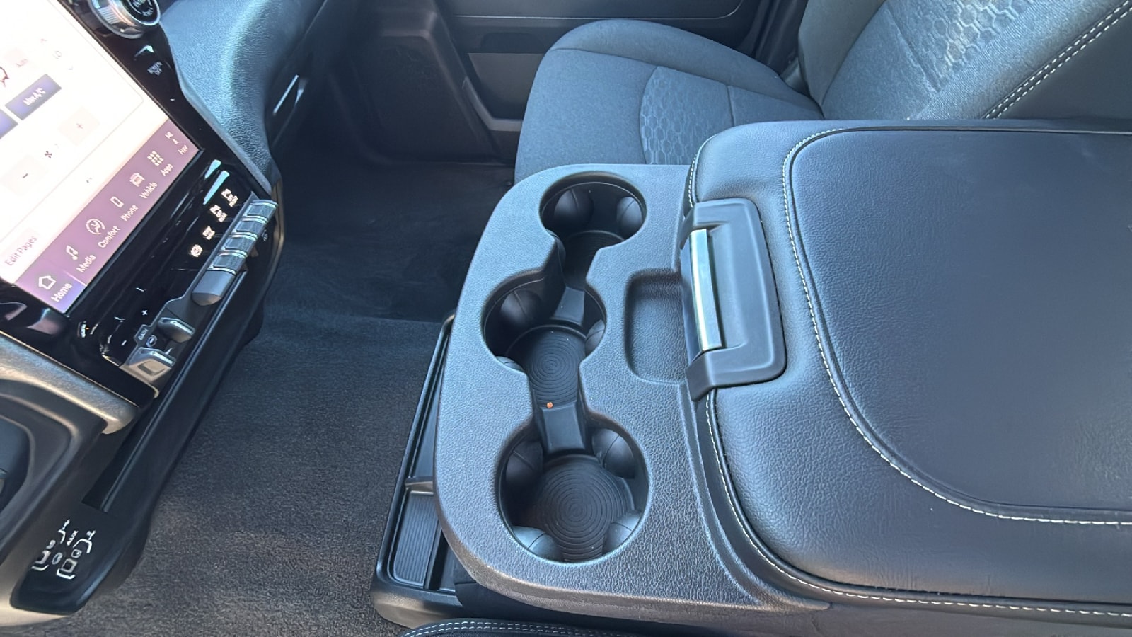 2025 RAM 2500 Tradesman - Photo 13