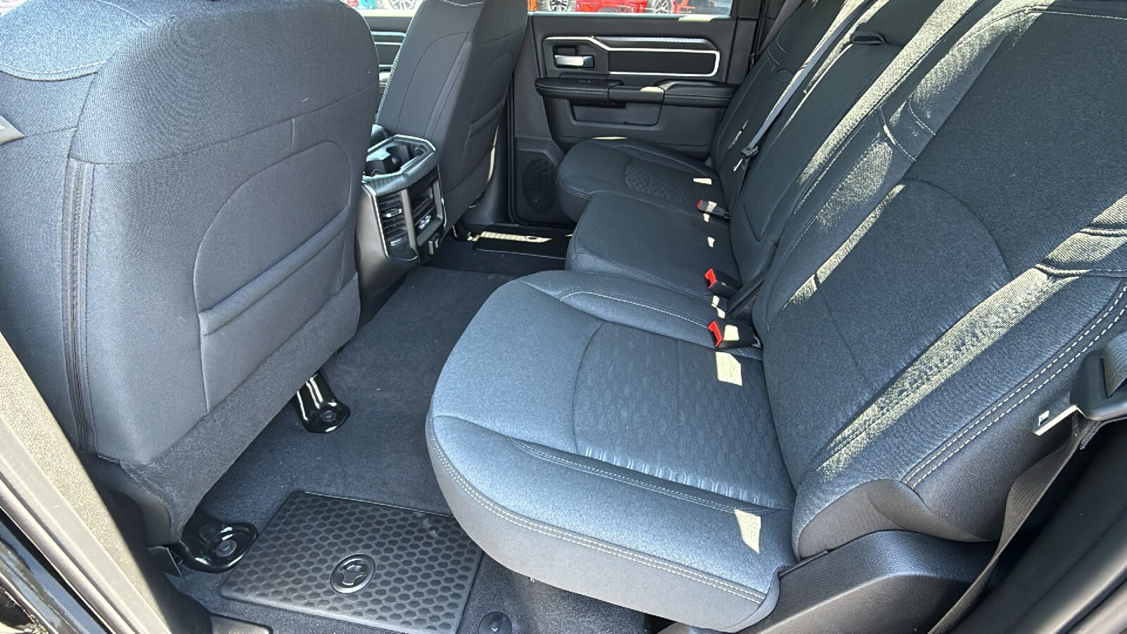 2025 RAM 2500 Big Horn - Photo 25
