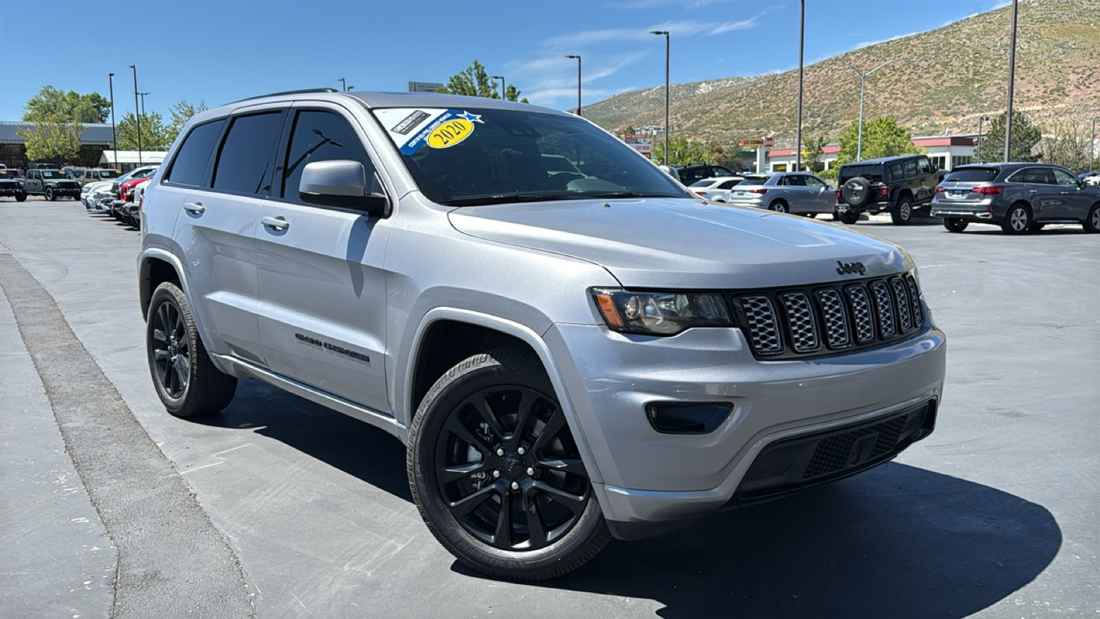 2020 Jeep Grand Cherokee Altitude 4WD's photo