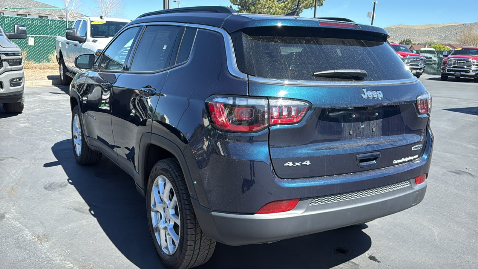 View vehicle photo 5