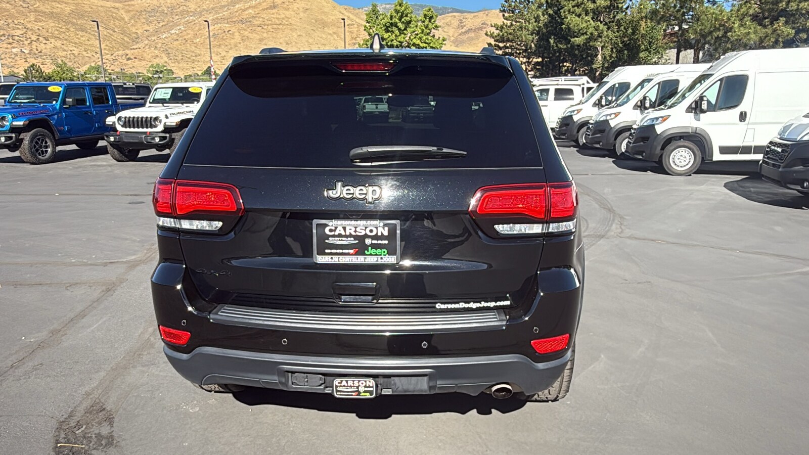 2021 Jeep Grand Cherokee Laredo photo 4