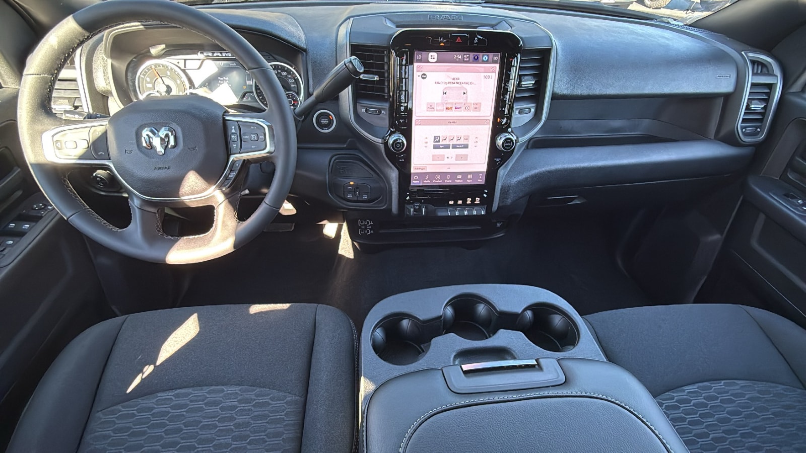 2025 RAM 2500 Tradesman - Photo 26