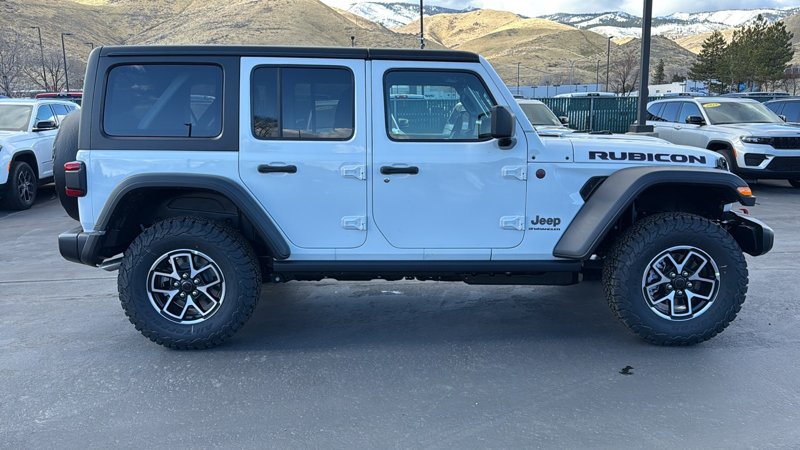 View vehicle photo 2