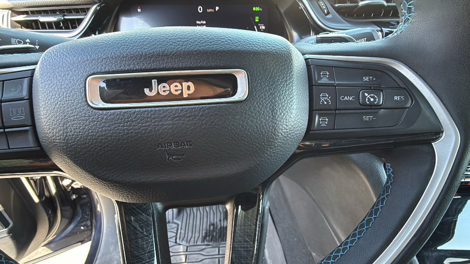 2023 Jeep Grand Cherokee Trailhawk 4xe - Photo 18