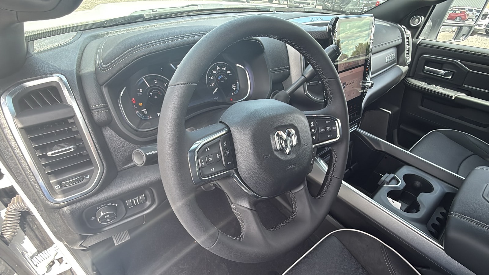 2026 RAM 3500 Laramie - Photo 9