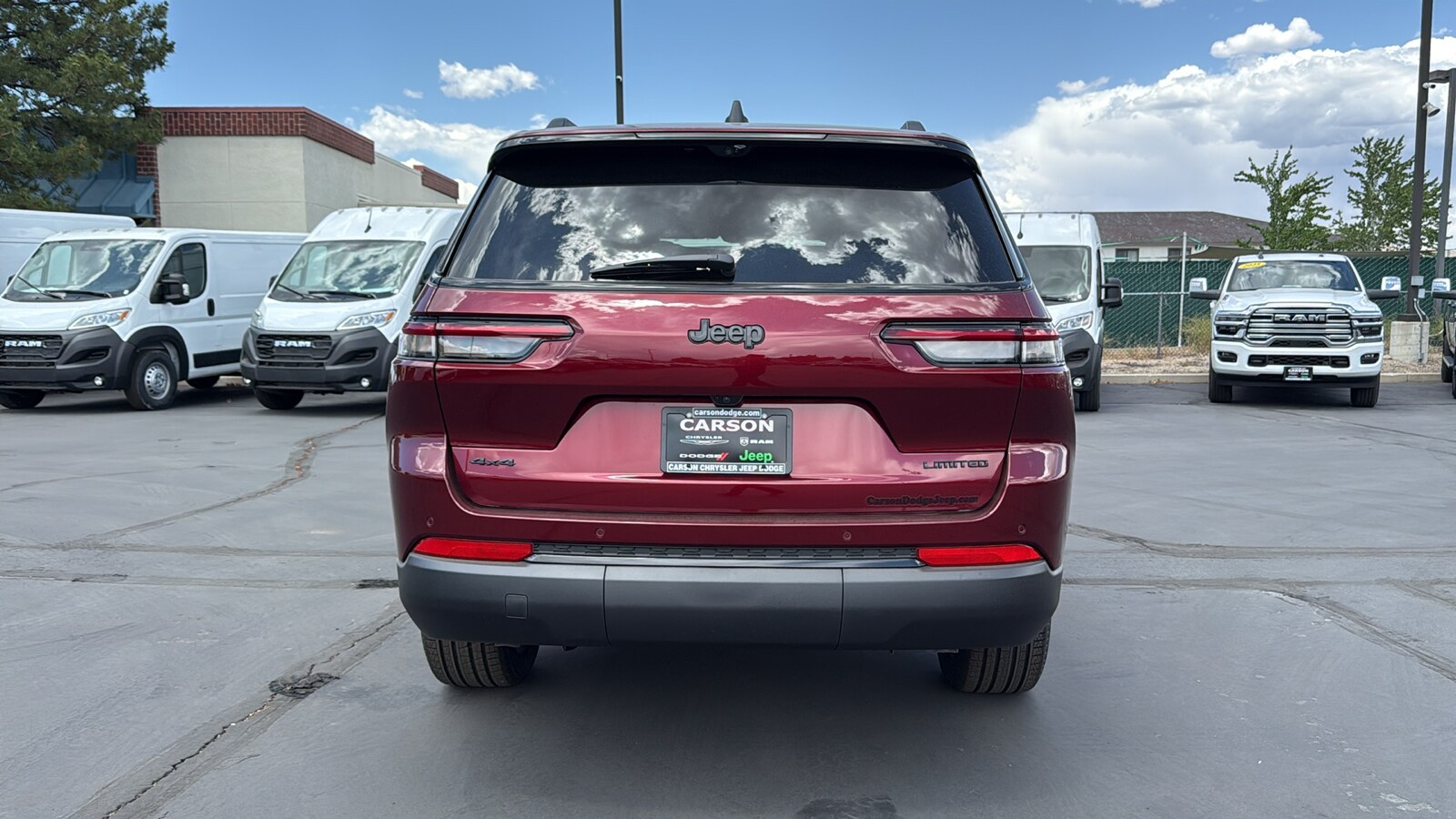 2025 Jeep Grand Cherokee Limited photo 4